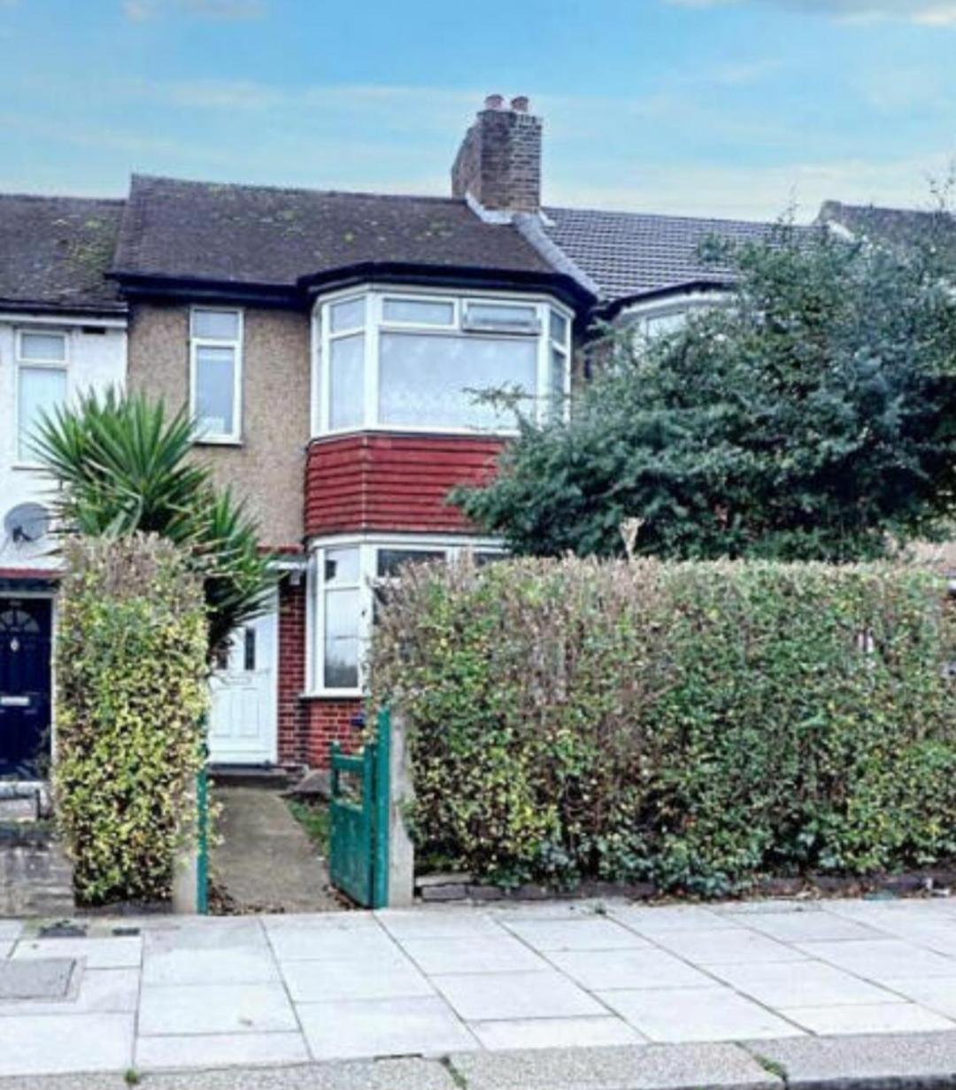 Ritz Place 3 Northolt  外观 照片